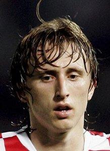 杜兰特：我完全可以一直出手，但主动传球会让队友建立信心