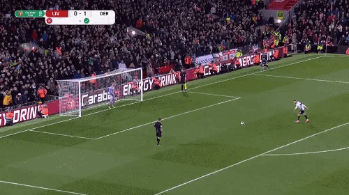 成都蓉城主帅徐正源获三年大合同，球队获亚冠资格，有望争夺双冠，球迷期待新赛季表现。